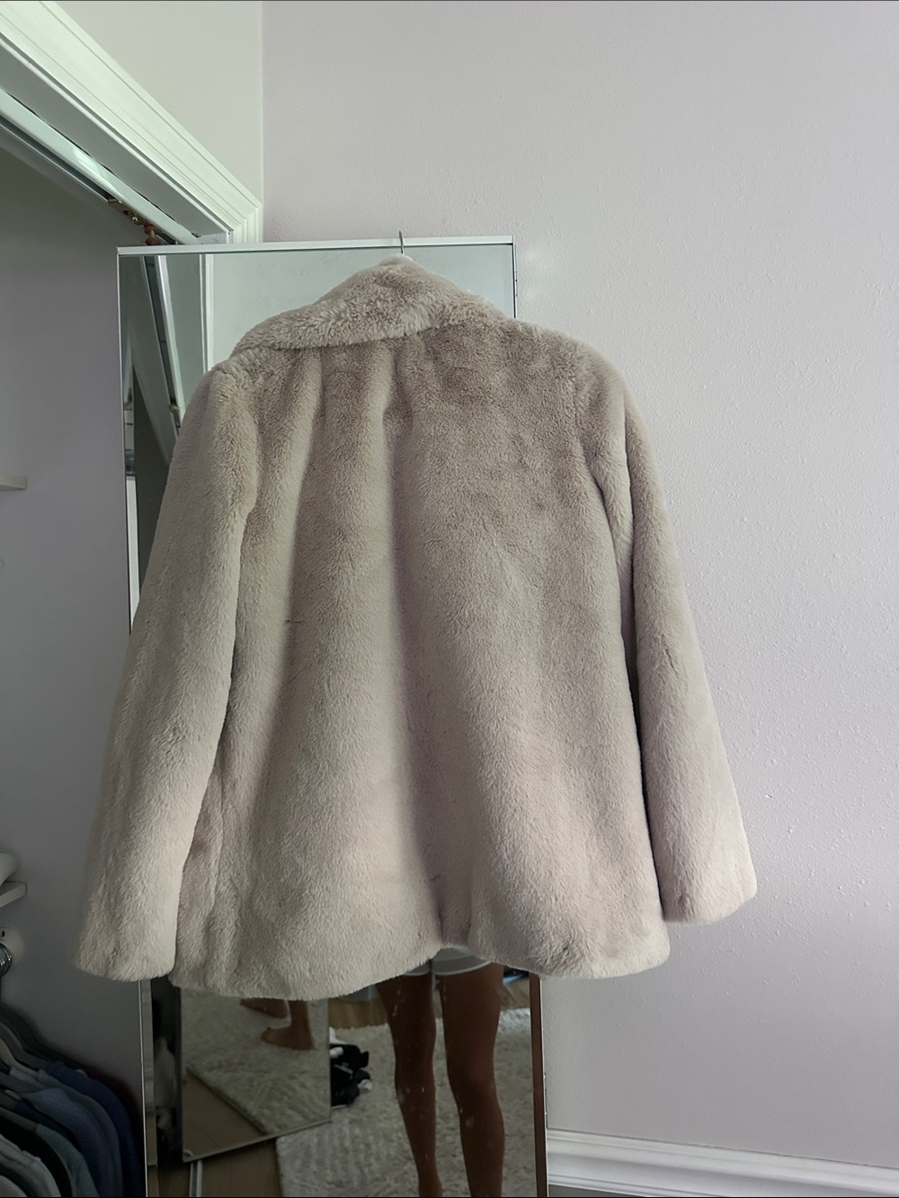 Rachel Zoe Light Cream Faux Fur Teddy Coat - Picture 3 of 3